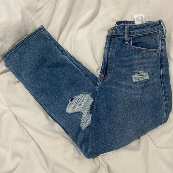 Hollister Ultra High-Rise Vintage Straight Jeans - Picture 2 of 4